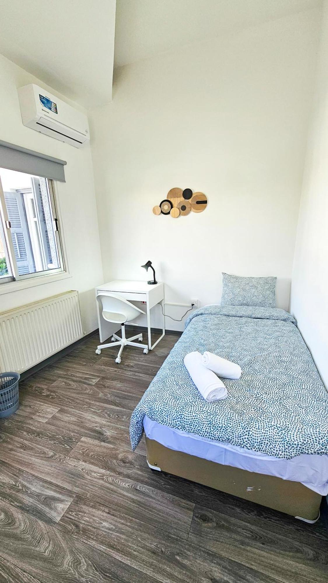 The Lemon Tree Hostel Ларнака Екстериор снимка